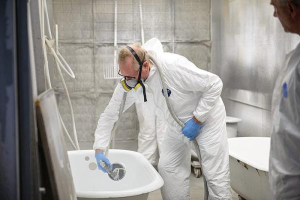 Window of Opportunity Identified for Refinishers in an Uncertain Housing Market